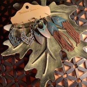 so stunning 3pc set of bohemian metal alloy and turquoise color earring set!